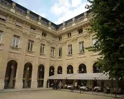 PXL024 Le Palais-Royal, fin XVIIIè s.